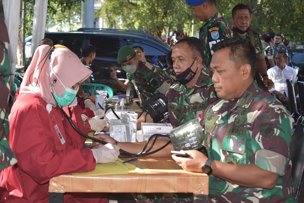 Sambut HUT ke-76 Pomad, Pomdam XII/Tpr Menggelar Bakti Sosial Donor Darah