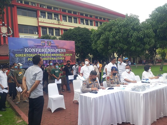 Direktorat Pol Air dan Dirkrimum Polda Sumut Berhasil Ungkap Pengiriman 91 Orang PMI Ilegal Tujuan Malaysia