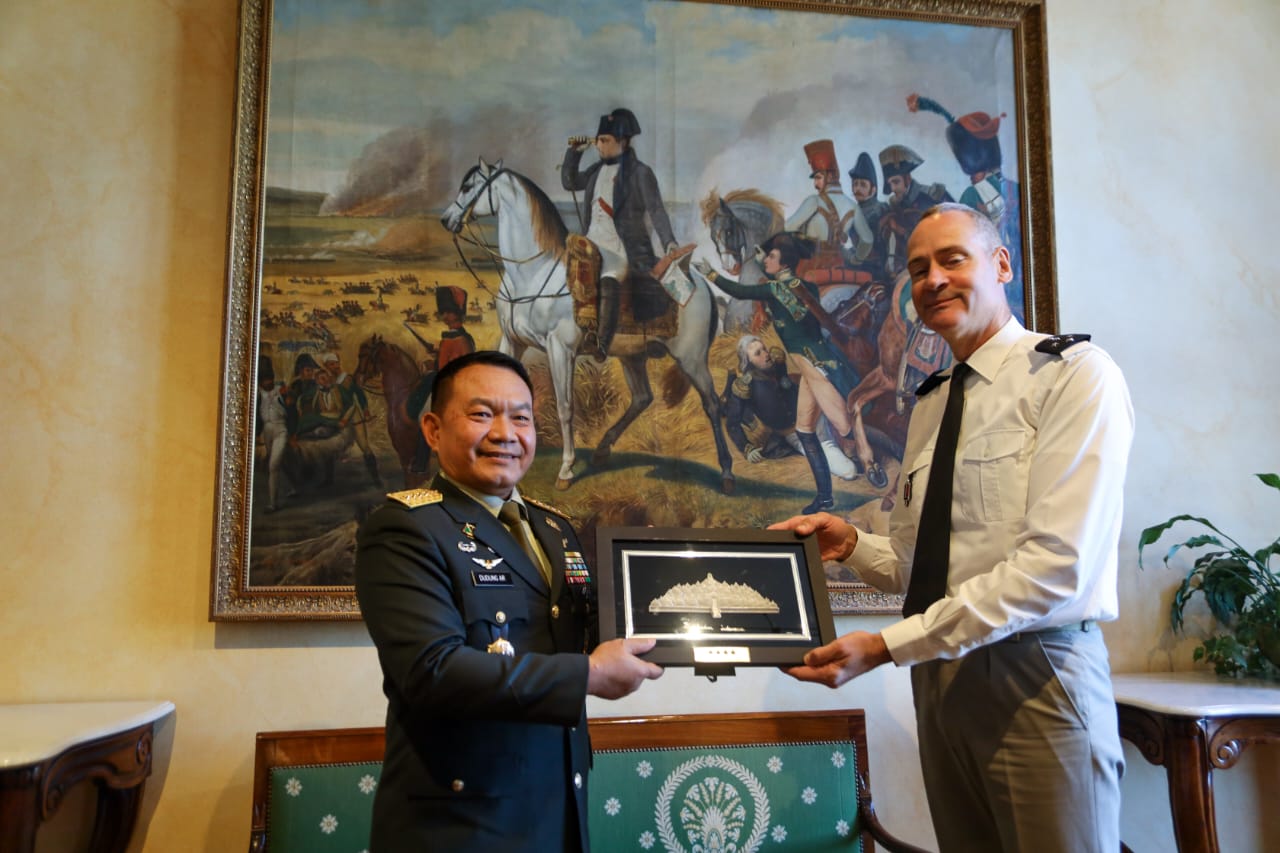 Angkatan Darat Perancis Mengajak TNI AD Latihan Bersama