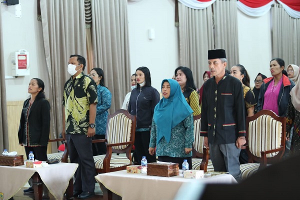 Inilah Pesan Bupati Pakpak Bharat Saat Hadiri Acara Sosialisasi Partisipasi Perempuan