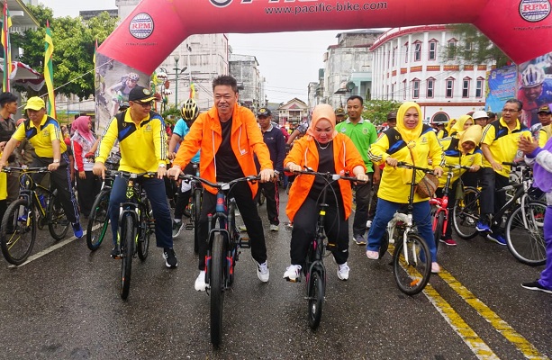 Ratusan Peserta Mengikuti Fun Bike Meriahkan HUT Rohil ke-23