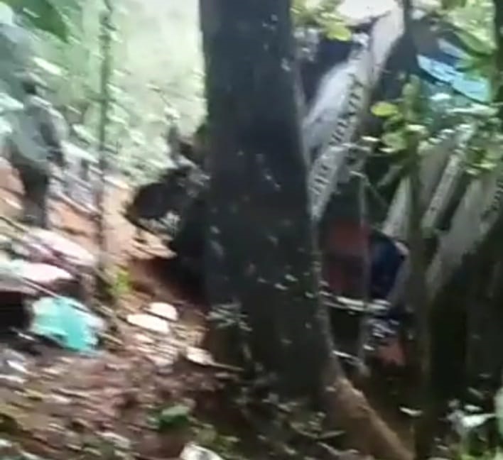 Bus Pariwisata Asal Semarang Masuk Jurang Gunung Lawu, 7 Orang Tewas