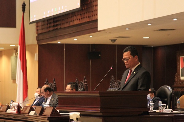 Hadiri Sidang Paripurna, Hasan Basri Menyinggung RUU Kesejahteraan Ibu dan Anak
