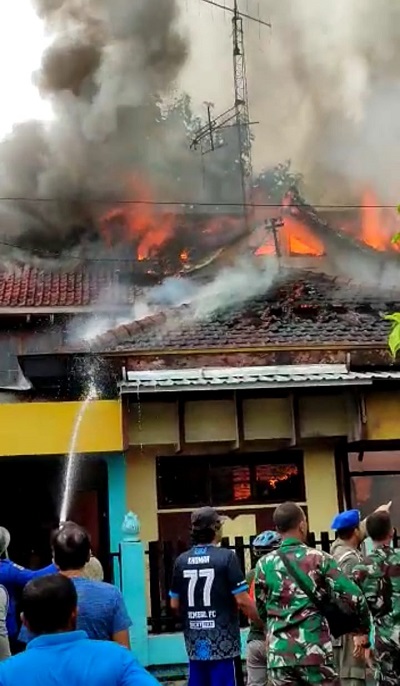 Mengawali Tahun Baru di Ponorogo, Rumah Musnah Diamuk Jago Merah