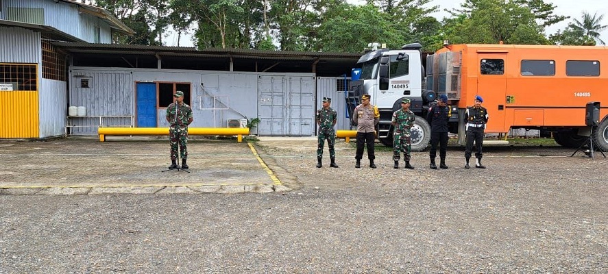 Sambut Kunker Panglima TNI dan Kapolri, Dandim 1710Mimika Pimpin Apel Gabungan Gelar Pasukan