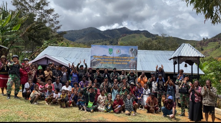 Selesai Direnovasi oleh Satgas Yonif Mekanis 203AK, Gereja Gumban Hidup Terlihat Lebih Mewah