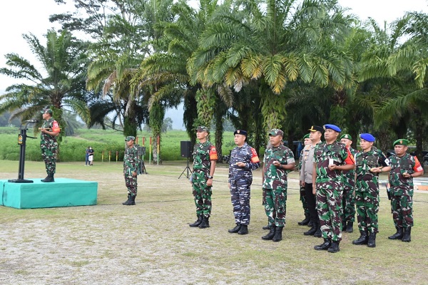 Danrem 023KS Memimpin Apel Pengecekan Pasukan Pengamanan Pam VVIP Kunker Presiden RI