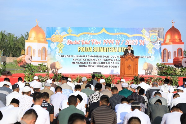 Keluarga Besar Polda Sumut Laksanakan Sholat Idul Fitri 1 Syawal 1444 H