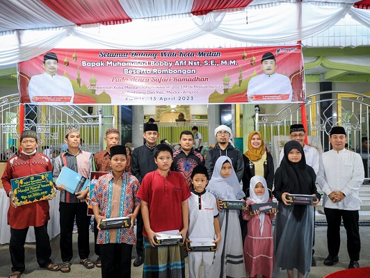 Warga Medan Amplas Antusias Ikuti Safari Ramadan Pemko Medan