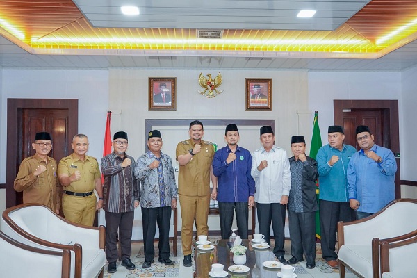 Melalui Tangan Bapak Bobby Nasution, Kami Bisa Naik Haji, PHD Kota Medan Siap Berikan Pelayanan Terbaik