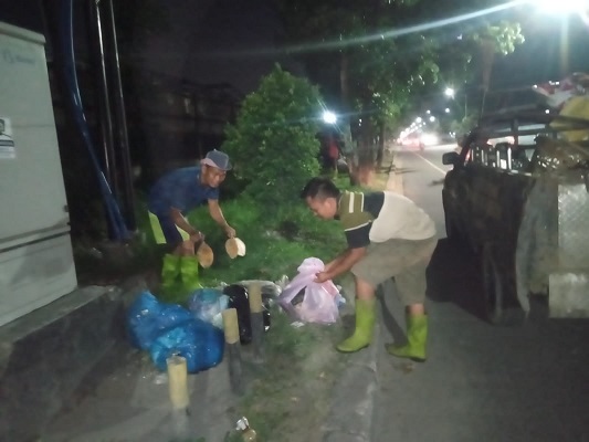 Sampah Liar Disisir oleh Kecamatan Medan Helvetia
