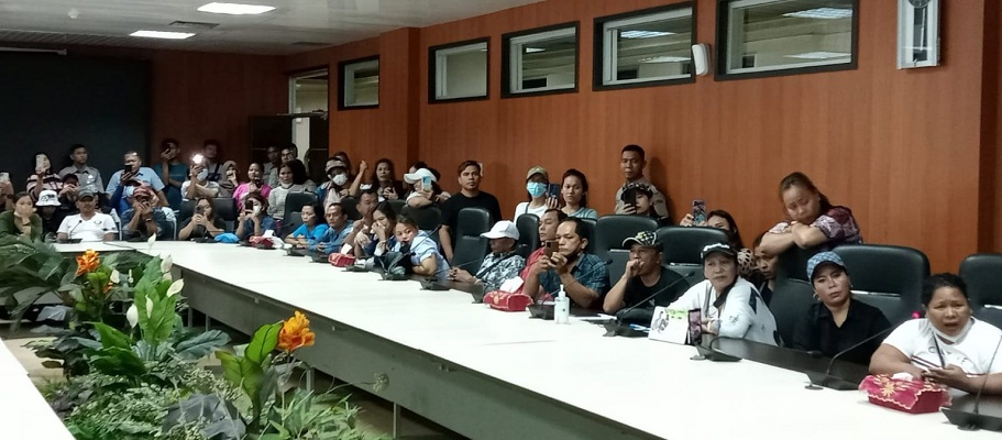 Ratusan Pedagang Monza Mengadu ke Komisi 3 DPRD Kota Medan