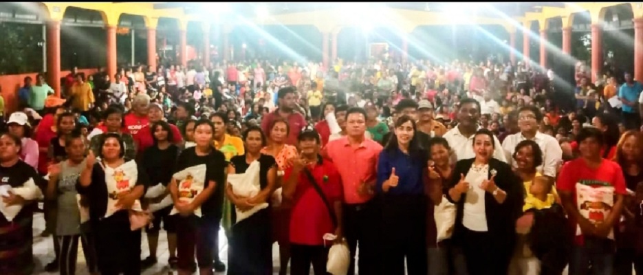 Efin Romulo Naibaho Rayakan HUT RI ke-78 Bersama Ribuan Peternak Babi