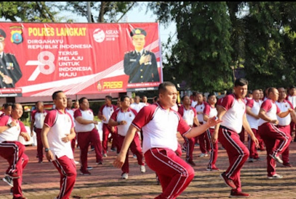 Semarak HUT Kemerdekaan RI ke-78 dan Hari Jadi Polwan ke-75F Polres Langkat Adakan Beragam Perlombaan
