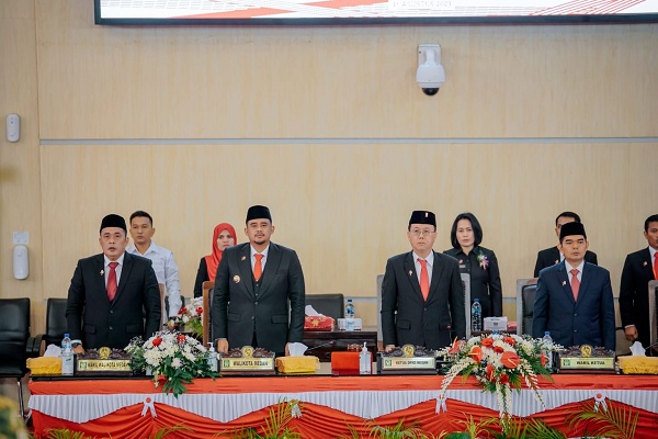 Bobby Nasution Bersama DPRD Medan Dengarkan Pidato Kenegaraan Presiden