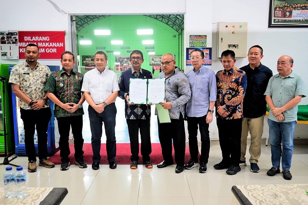 PT. Taman Malibu Indah Menghibahkan Tanah dan Gedung Bulutangkis kepada Pemko Medan