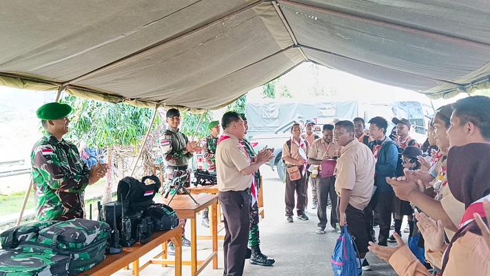 Keceriaan dan Kebanggaan Siswai SLBN 1 Jayapura Saat Berkunjung ke PLBN Skouw 