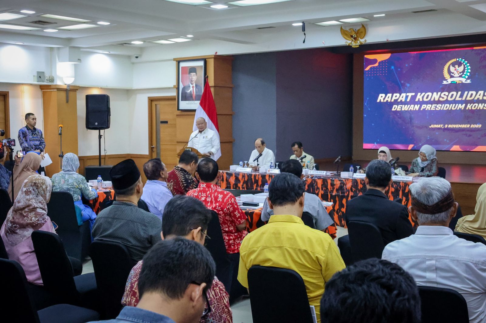 Ketua DPD RI Bersama Dewan Presidium Konstitusi Rapat Konsolidasi Terkait Rencana Datangi Pimpinan MPR RI