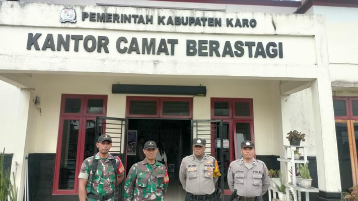 Polres Tanah Karo Pertebal Pengamanan di Kantor PPK Kecamatan Jajaran