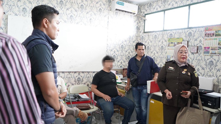 Diduga Menerbitkan E-Faktur Palsu, Tersangka Penggelapan Pajak Diserahkan ke Kejati Sumut