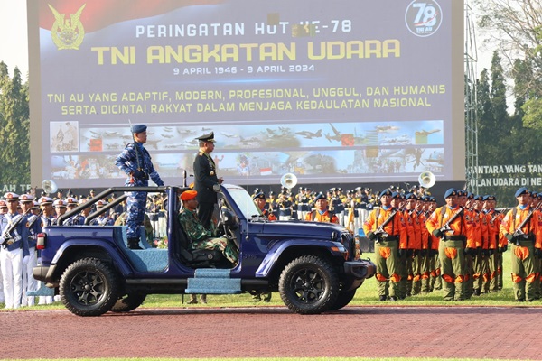 Upacara HUT Ke-78 TNI AU Dipimpin oleh Panglima TNI 