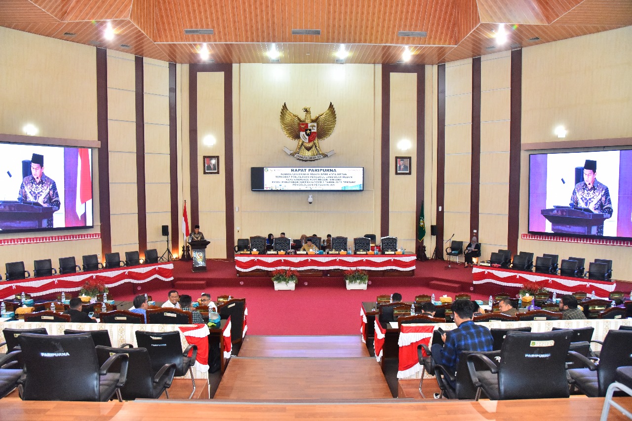 Pandangan Fraksi-fraksi DPRD Kota Medan Tentang Revisi Perda No. 6 Tahun 2015 Tentang Pengelolaan Persampahan