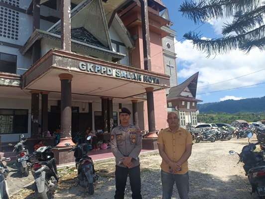 Polres Pakpak Bharat Rutin Melakukan Pengamanan di Gereja