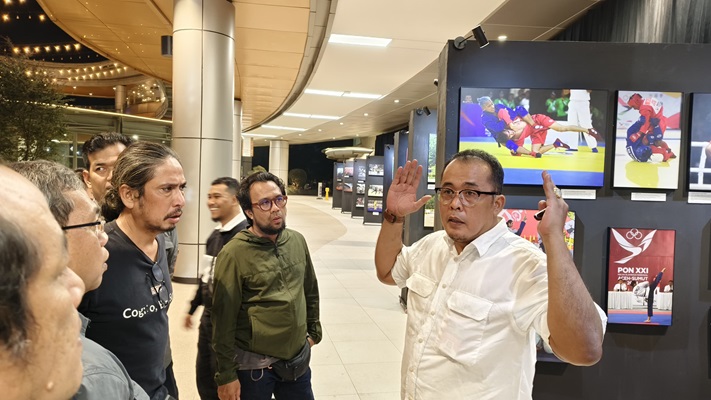 Aulia Rachman Mengapresiasi Pameran Foto PON XXI Aceh-Sumut
