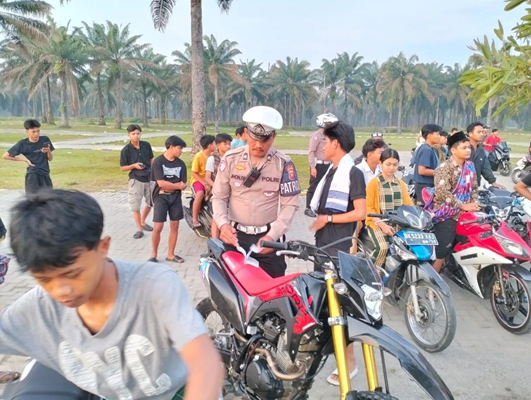 Patroli Asmara Subuh Polres Sergai Tertibkan 56 Sepeda Motor yang Melanggar Lalu Lintas