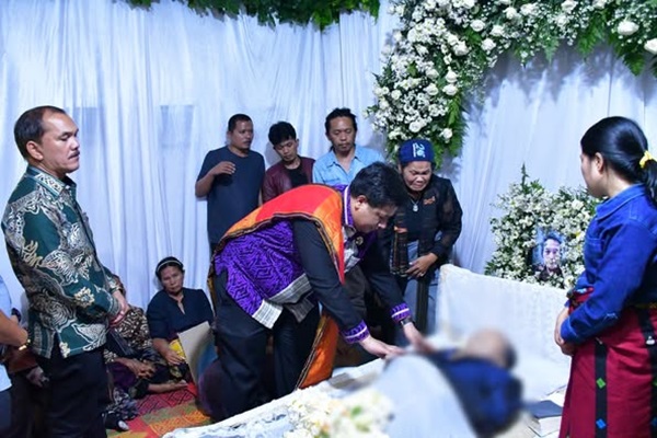 Pemrakarsa Kabupaten Samosir Manginar Sitanggang Meninggal Dunia, Bupati Samosir Menyampaikan Dukacita yang Mendalam