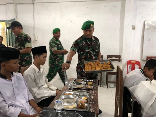 Panti Asuhan Al-Jam’iyatul Wasliyah Pulo Brayan dan Panti Asuhan Bani Adam Mangaan Menerima Makanan Sehat Bergizi dari Program Kodam I/BB