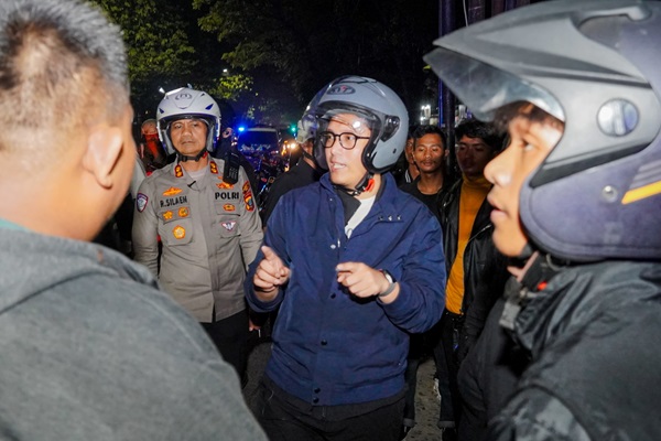 Pastikan Kondisi Keamanan Medan Tetap Kondusif, Rico Waas dengan Polrestabes Medan Patroli Malam Bersama