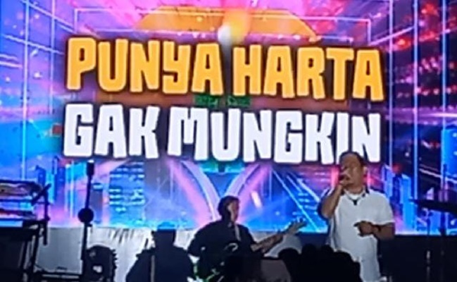 Band WALI Mendoakan agar Warga Masyarakat Lombok LUNAS HUTANG