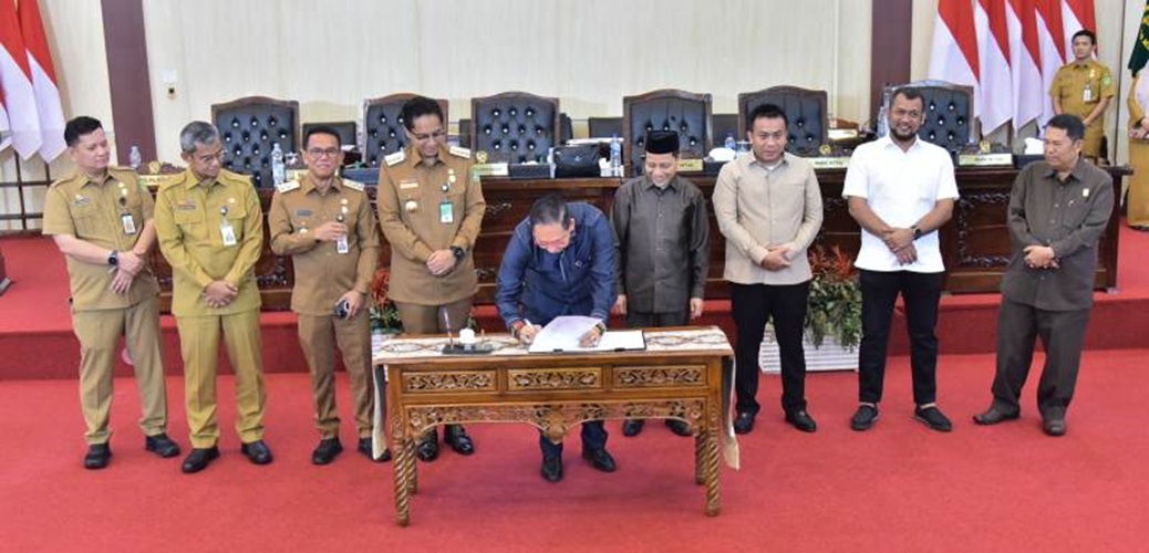Ketua DPRD Kota Medan menyetujui dan menandatangani tentang RPJMD 2025–2029