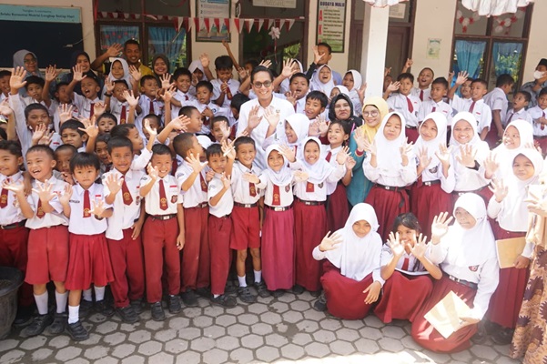 Siswa SD Ungkap Cita-Cita Jadi Wali Kota di depan Rico Waas