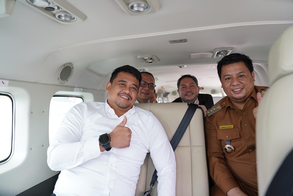 Bupati Samosir Uji Coba Pesawat Amfibi, Tanda Dimulainya Era Baru Pariwisata Samosir