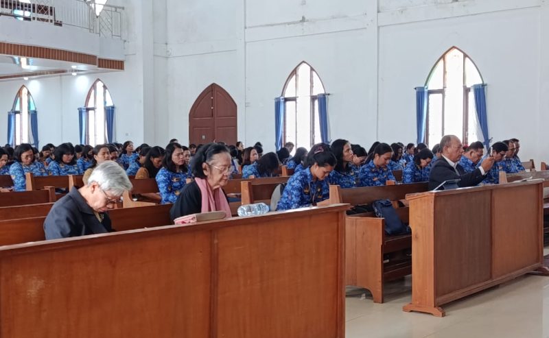 Pemkab Samosir Laksanakan Ibadah Gabungan bagi ASN