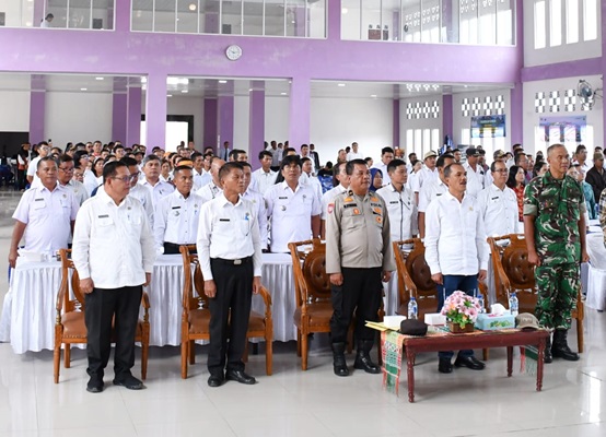 Pemkab Samosir Menggelar Peringatan Hari Tani Nasional dengan Semangat Kemandirian Petani