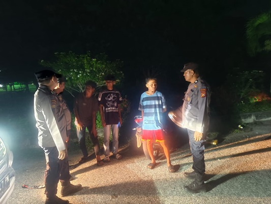 Polsek Pujud Laksanakan KRYD Malam Hari, Antisipasi Narkotika dan Kejahatan Jalanan