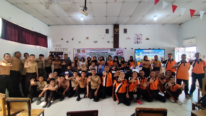 Edukasi Bahaya Narkoba, Satgas Anti Narkoba Sumut dan Mathla'ul Anwar Medan Gelar Dialog di SMK Penerbangan PBD