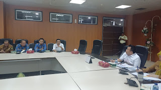 Zulkarnaen Pimpin Pembahasan Upaya Penanganan Banjir di Ruang Banmus