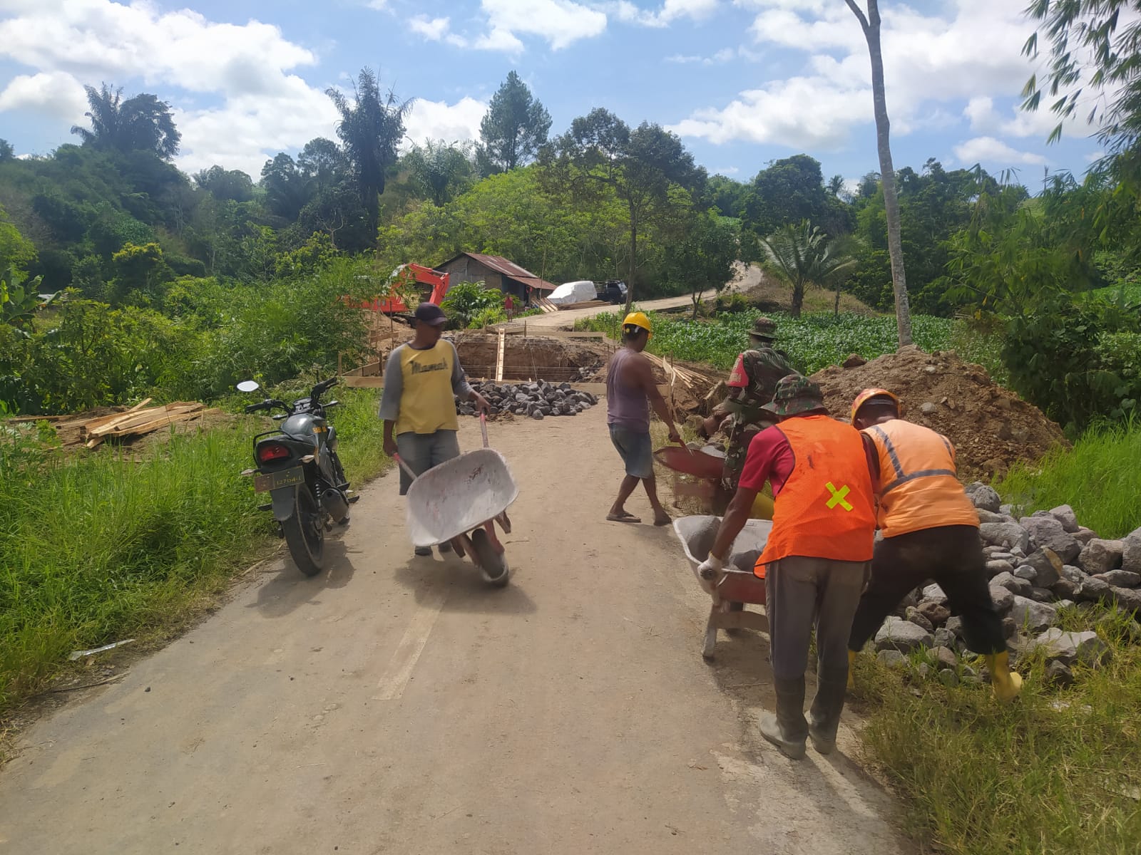 Kodim 0205TK Selesaikan Proyek Jembatan Beton bagi Masyarakat Desa Tanjung Beringin