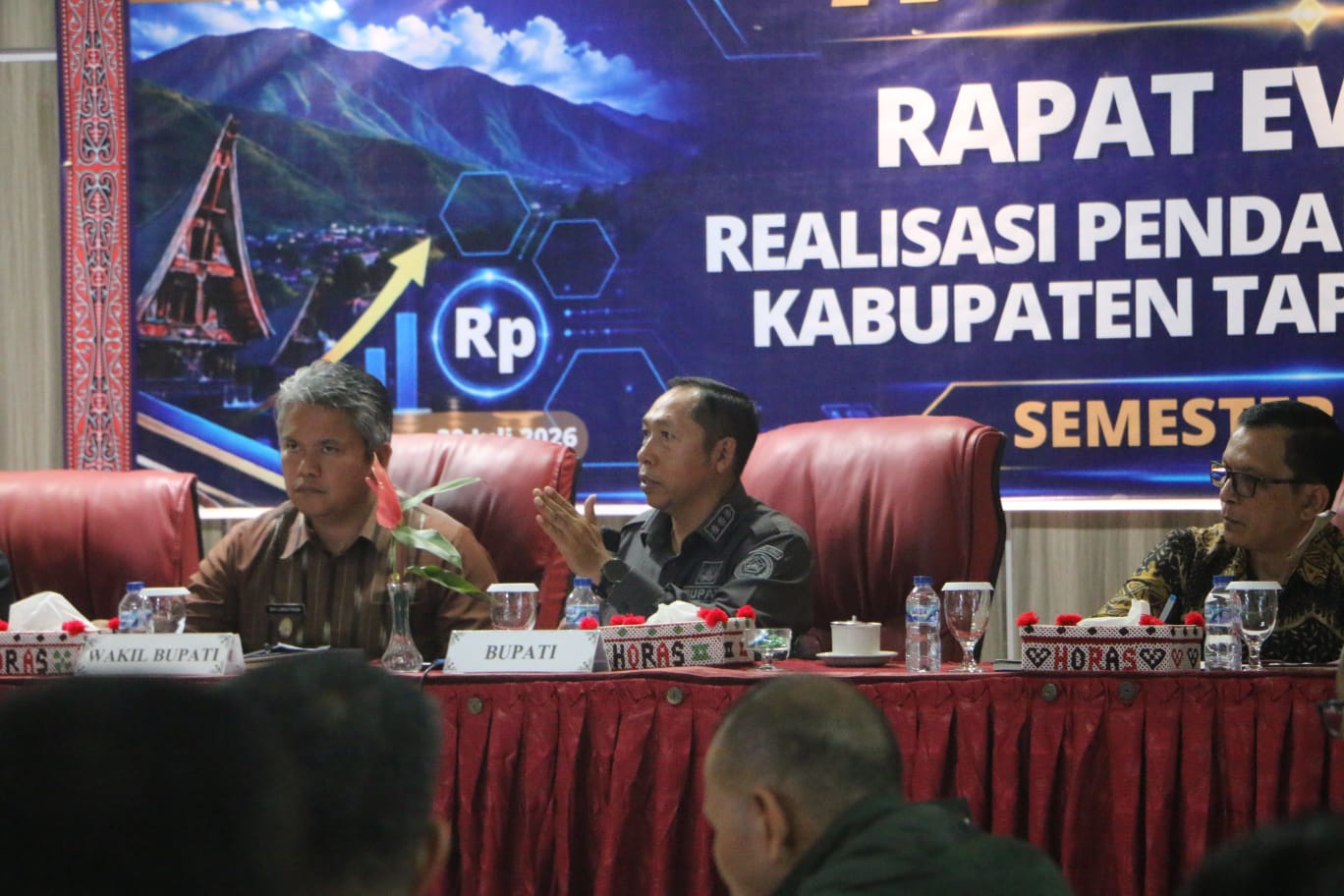 Optimalkan Pendapatan Daerah 2026, Pemkab Taput Gelar HLM dan Evaluasi Kinerja Perangkat Daerah