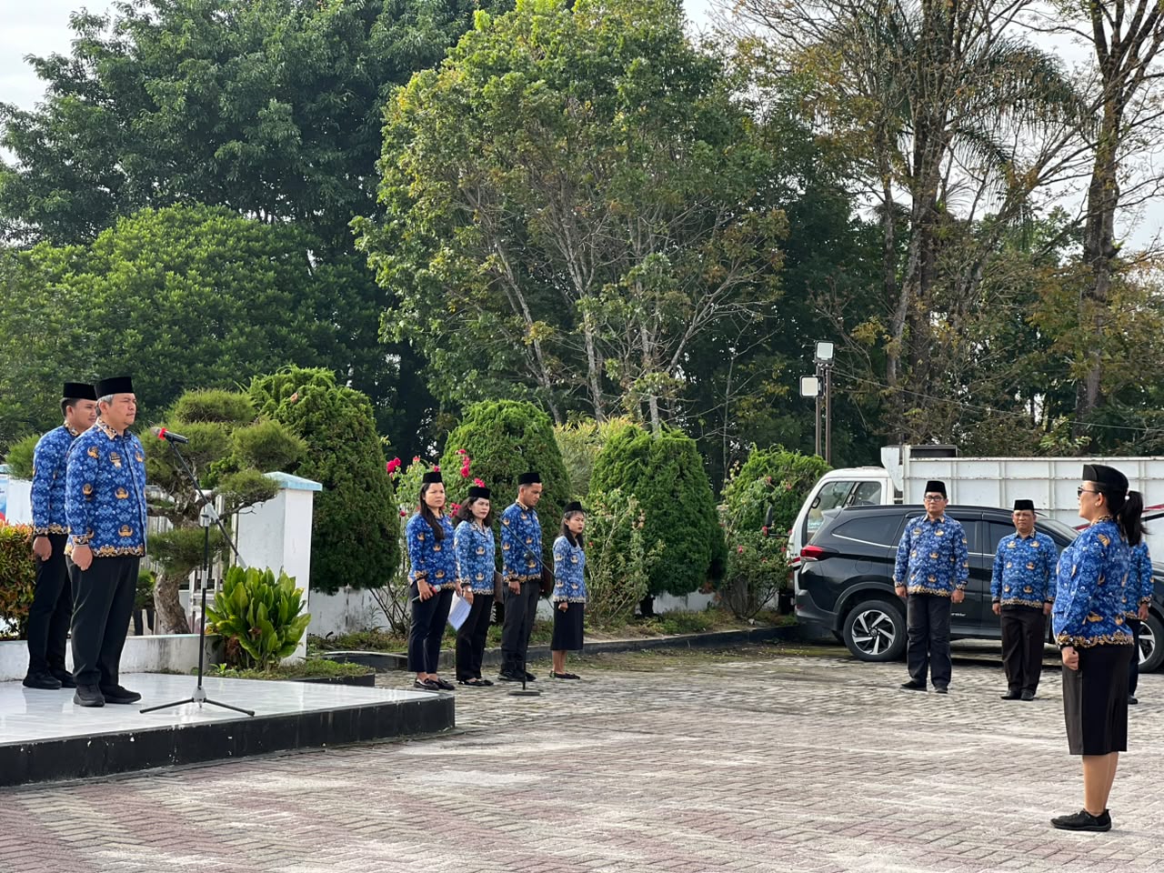 Pimpin Upacara Hari Kesadaran Nasional, Wabup Taput Menegaskan agar ASN Harus Profesional, Berintegritas, dan Melayani